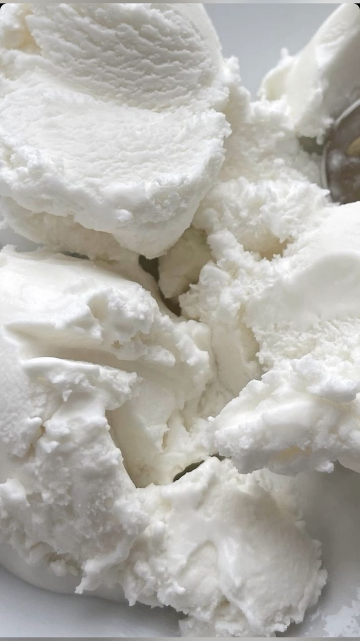 Vanilla Whipped Shea Butter – 250ml / 75ml Travel